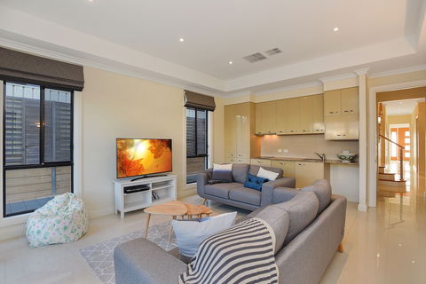 Ocean View Moana - Yarra Valley Accommodation 3