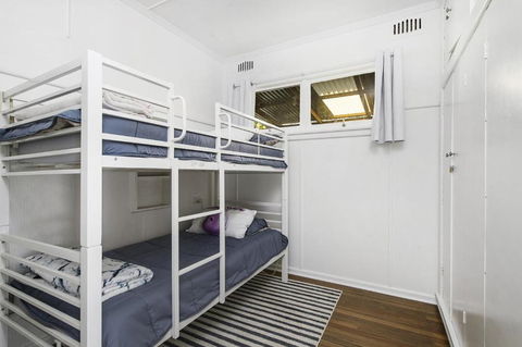 Whitecaps 26 East Street - Yarra Valley Accommodation 5