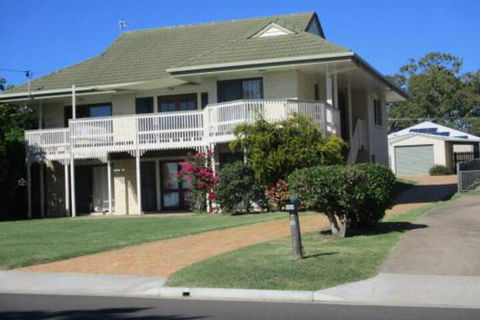 The Sun & The Sea In Hervey Bay - Yarra Valley Accommodation 0
