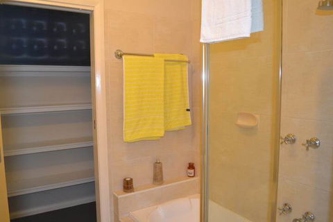 Waterview - 2 Doc Crt - Yarra Valley Accommodation 7