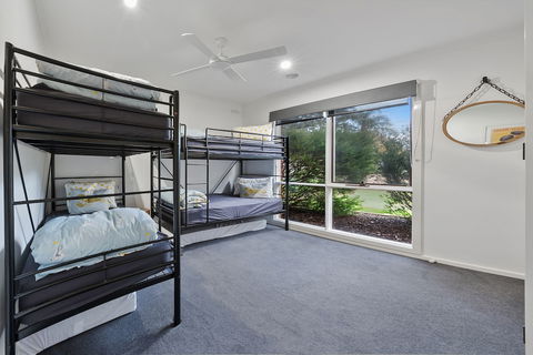 Lakeside Landing - Waterfront - Yarra Valley Accommodation 2