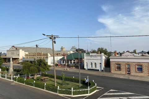 Eureka Hotel And Rainbow Brewery - Yarra Valley Accommodation 5