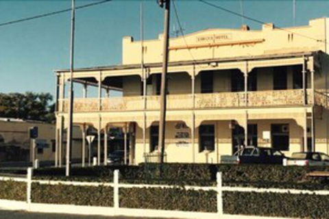 Eureka Hotel And Rainbow Brewery - Yarra Valley Accommodation 0