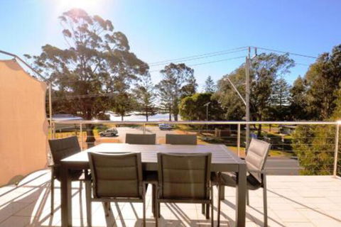 Boardwalk Apartment 6 - Yarra Valley Accommodation 2
