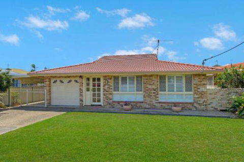 Burkeys 5 Main Street - Yarra Valley Accommodation 5