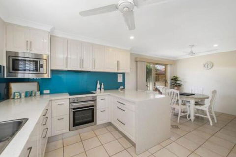 Burkeys 5 Main Street - Yarra Valley Accommodation 2