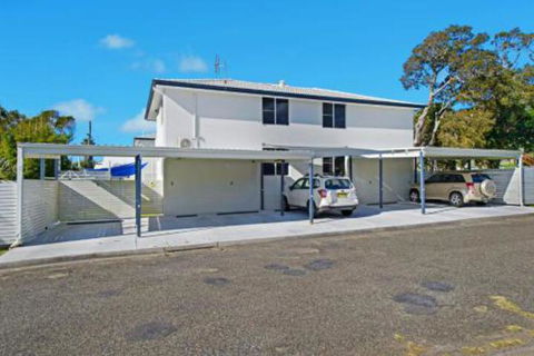 WAVES On MAIN 4 / 1 MAIN STREET - Yarra Valley Accommodation 3