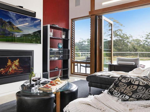 Casa Sul Lago Quite Simply A Very Special Place - Yarra Valley Accommodation 6