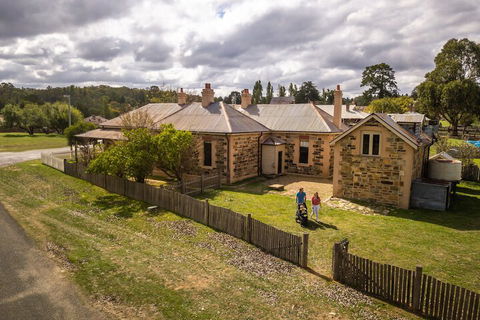 Post Office Residence - Yarra Valley Accommodation 2