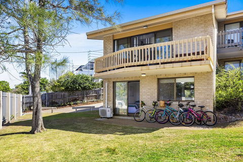 Galleries - 1/28 Peregian Esplanade - Peregian Beach - Yarra Valley Accommodation 1