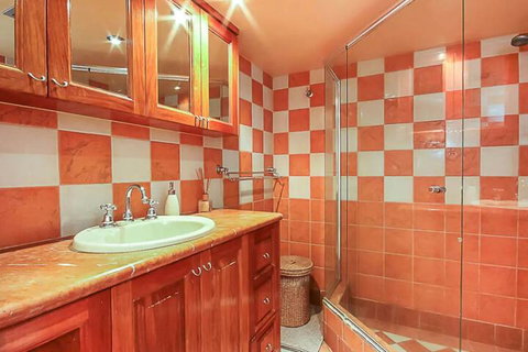 Spacious 2 Bedroom Apartment With Panoramic Views - Yarra Valley Accommodation 2