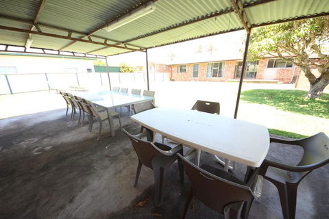 Barefoot Bungalow At Hat Head - Yarra Valley Accommodation 3