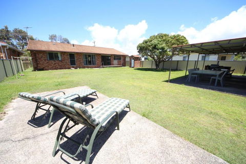 Barefoot Bungalow At Hat Head - Yarra Valley Accommodation 4