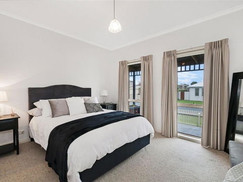 GUILDFORD COTTAGE - Yarra Valley Accommodation 6