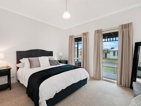 GUILDFORD COTTAGE - Yarra Valley Accommodation 5