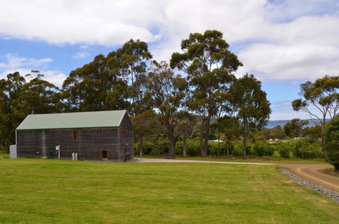 Herons Rise Vineyard Accommodation - Yarra Valley Accommodation 1