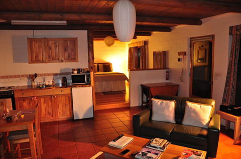 Herons Rise Vineyard Accommodation - Yarra Valley Accommodation 4