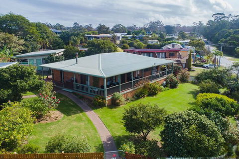 Bruces Waterside Units - Yarra Valley Accommodation 1