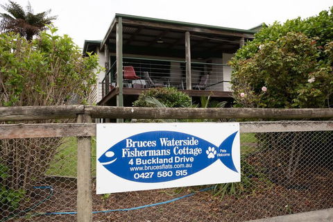 Bruces Waterside Units - Yarra Valley Accommodation 2