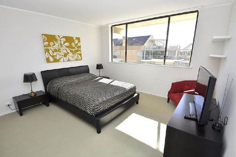 North Sydney Furnished Apartments - Yarra Valley Accommodation 4