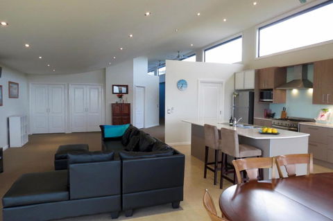 The Wave Oasis SC B & B - Yarra Valley Accommodation 6