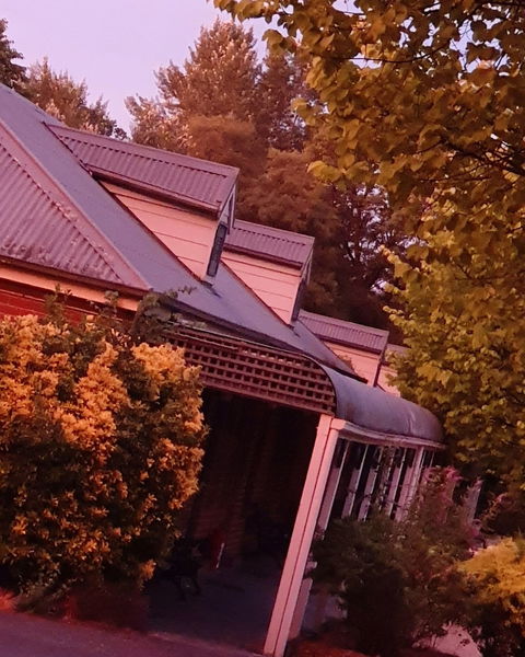 The Lancefield Lodge - Yarra Valley Accommodation 3