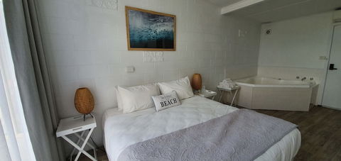 Beach Holiday Apartments Motel - Yarra Valley Accommodation 6