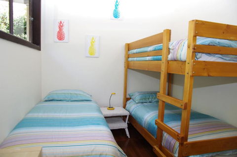 Barrels Beach House 28 Dulconghi Street - Yarra Valley Accommodation 3