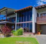 Barrels Beach House 28 Dulconghi Street - Yarra Valley Accommodation