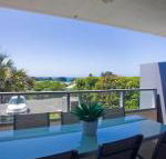 LORNE CHALET APARTMENT 10 ask about midweek deals
