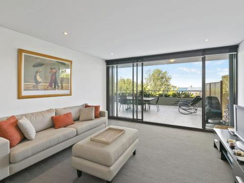 LORNE CHALET APARTMENT 36 Central Location - Yarra Valley Accommodation 0