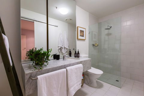 Auguste 2 BDR Melbourne Apartment - Yarra Valley Accommodation 2
