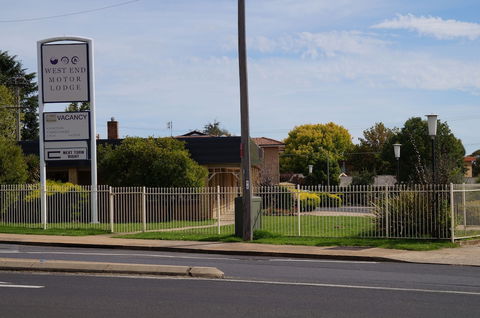 West End Motor Lodge - Yarra Valley Accommodation 3