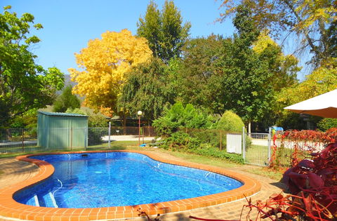 Bright Highland Valley Cottages - Yarra Valley Accommodation 1
