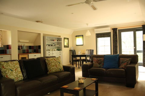 Merrimeet Cottages - Yarra Valley Accommodation 4