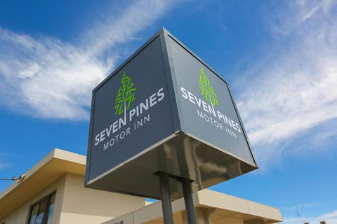 Seven Pines Motor Inn - Yarra Valley Accommodation 2