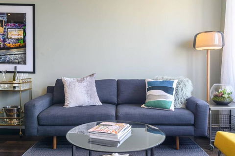 LUCY Stylish City Vibe & Views - Yarra Valley Accommodation 3