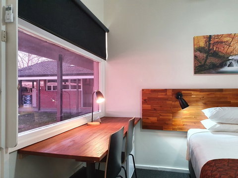 Black Sheep Motel Goulburn - Yarra Valley Accommodation 2