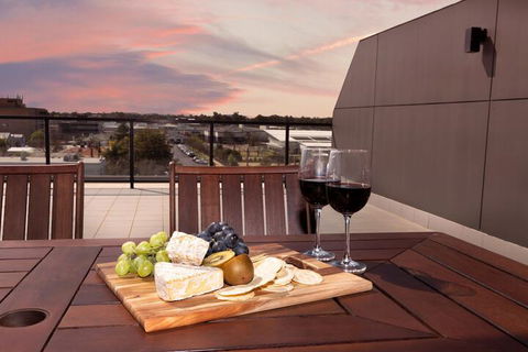 Enjoy Penthouse Living In The CBD - Yarra Valley Accommodation 5