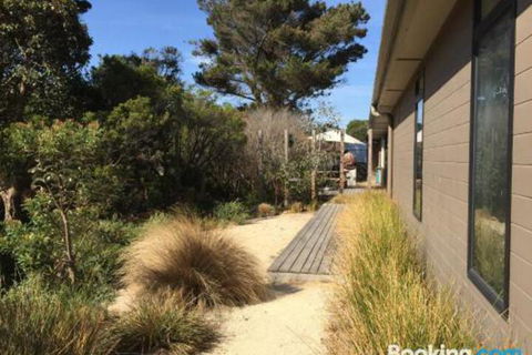 3 Anderson Avenue Sandy Point - Yarra Valley Accommodation 0