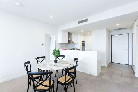 Trendy Self Contained City Apartment - Yarra Valley Accommodation 4