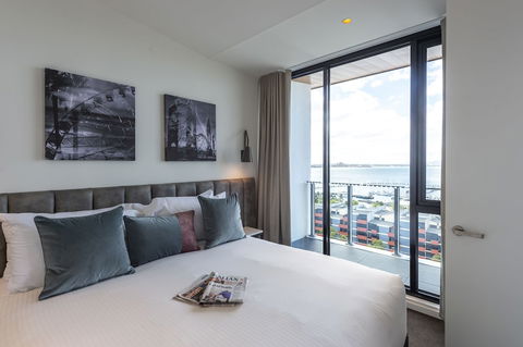 R Hotel Geelong - Yarra Valley Accommodation 3