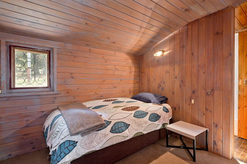 Crackenback Cottage 1884 - Yarra Valley Accommodation 0