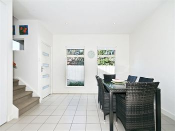 Modern Seaside Sanctuary - Yarra Valley Accommodation 3