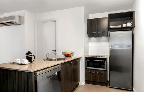 Melbourne Carlton Central Apartment Hotel - Yarra Valley Accommodation 4