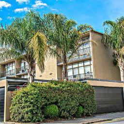 Adelaide DressCircle Apartments - Ward St - Yarra Valley Accommodation 2