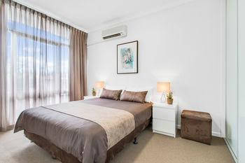 Adelaide DressCircle Apartments - Ward St - Yarra Valley Accommodation 1