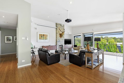 Bilsons Landing East - Yarra Valley Accommodation 0