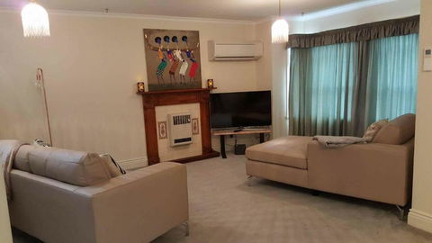 3 Batten Street - Yarra Valley Accommodation 2