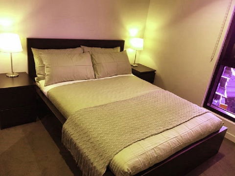 Southbank Platinum Tower Apartment - Yarra Valley Accommodation 6